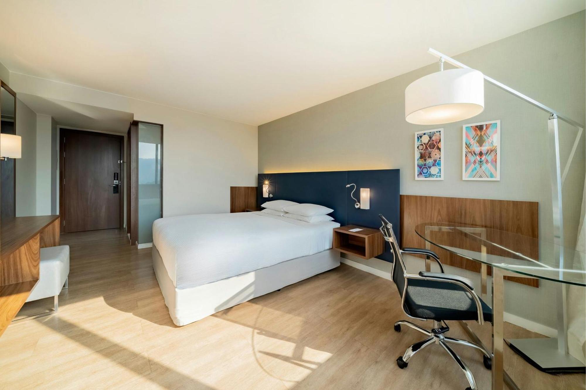 Courtyard By Marriott Rio De Janeiro Barra Da Tijuca — Foto’s 1